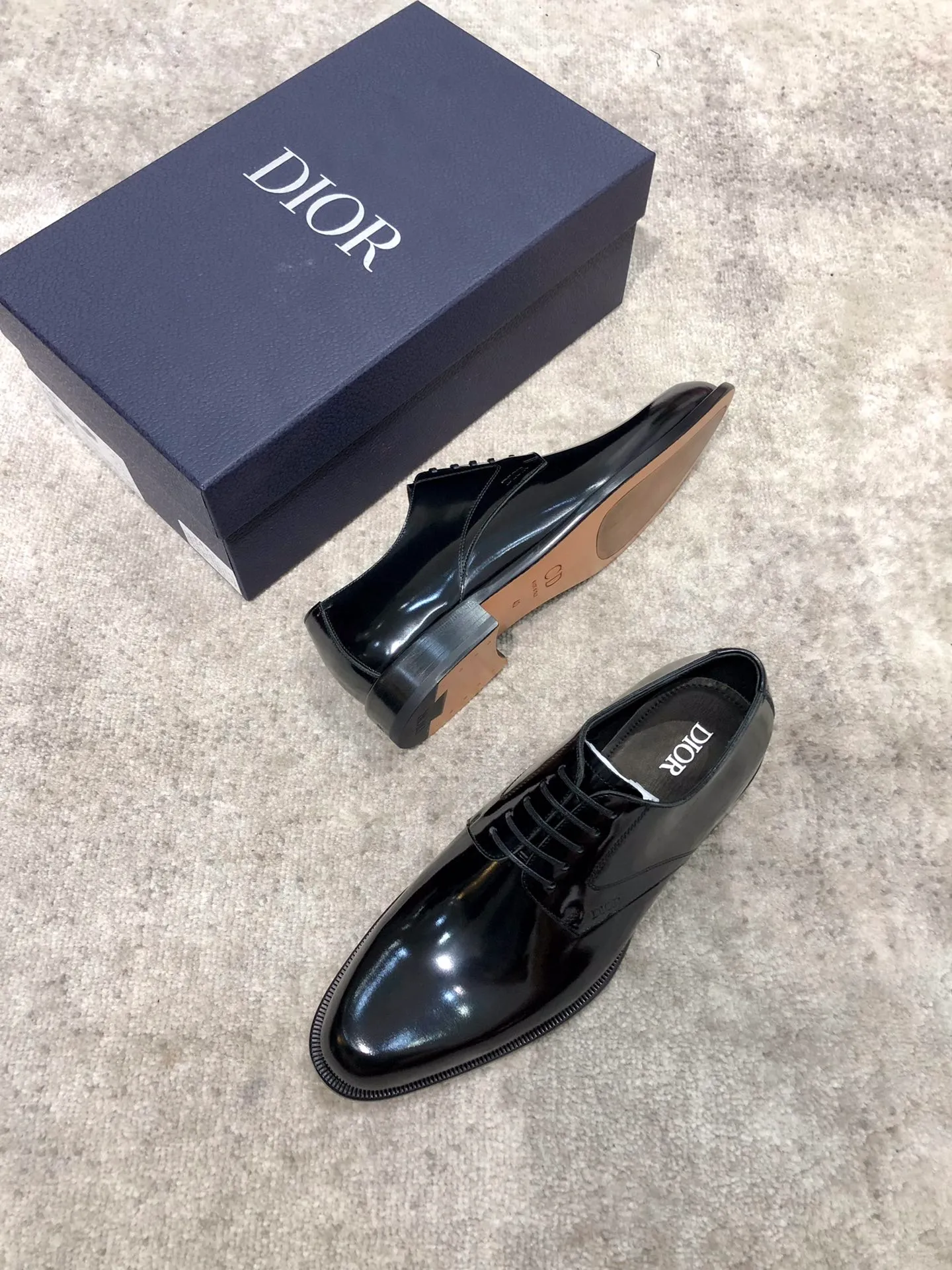 Men's shoes 💰960 Dior's new counters are on sale at the same time, with imported cowhide uppers, water-dyed cowhide lining, genuine leather outsole, impeccable details, standard size 38-44,